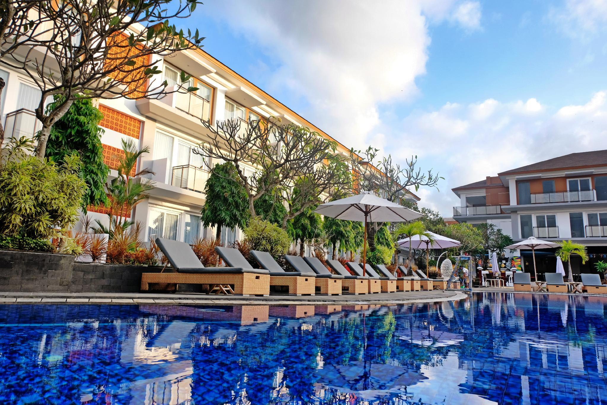 Hotel Kuta Club 4*