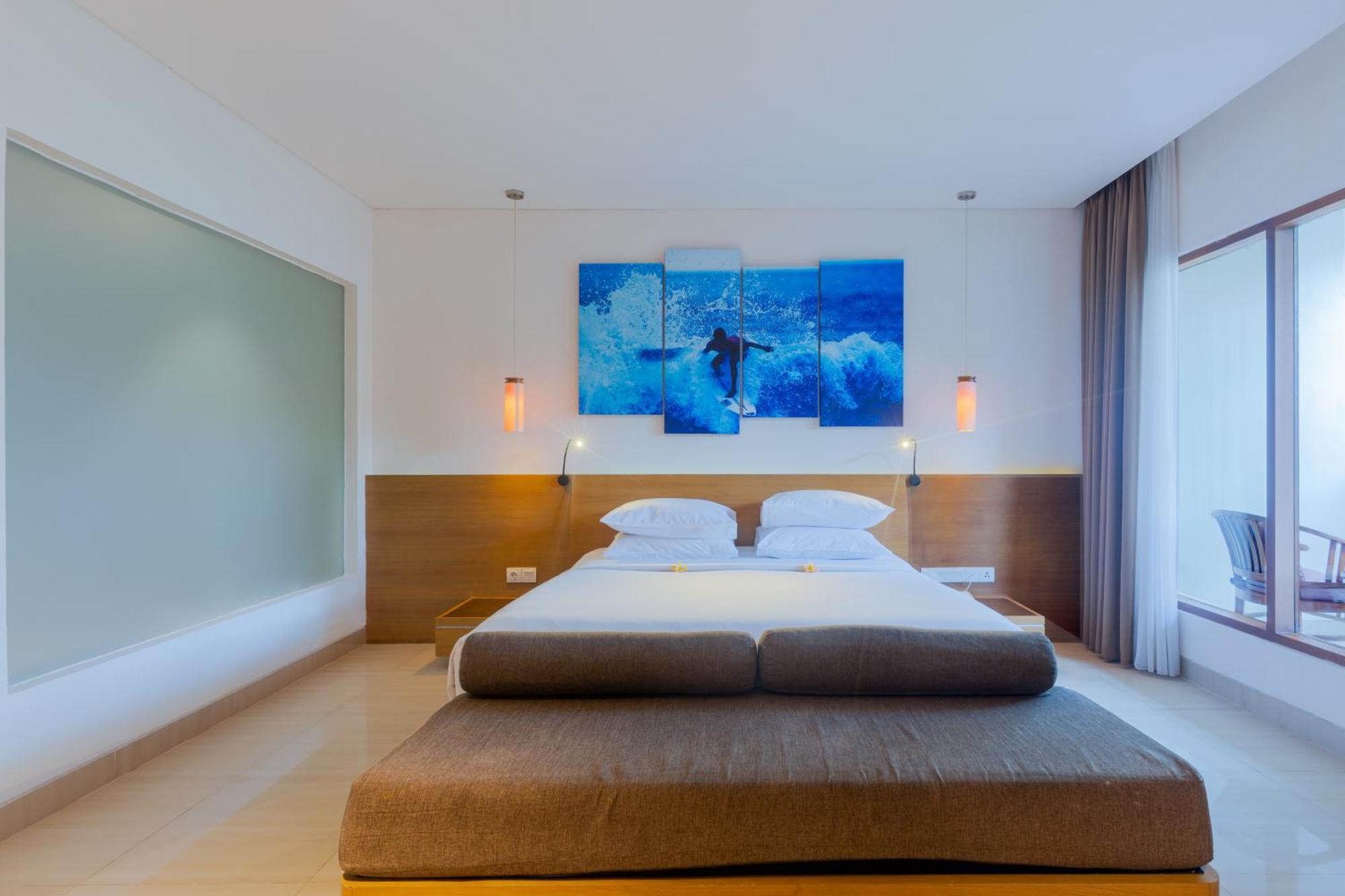 Hotel Kuta Club 4*